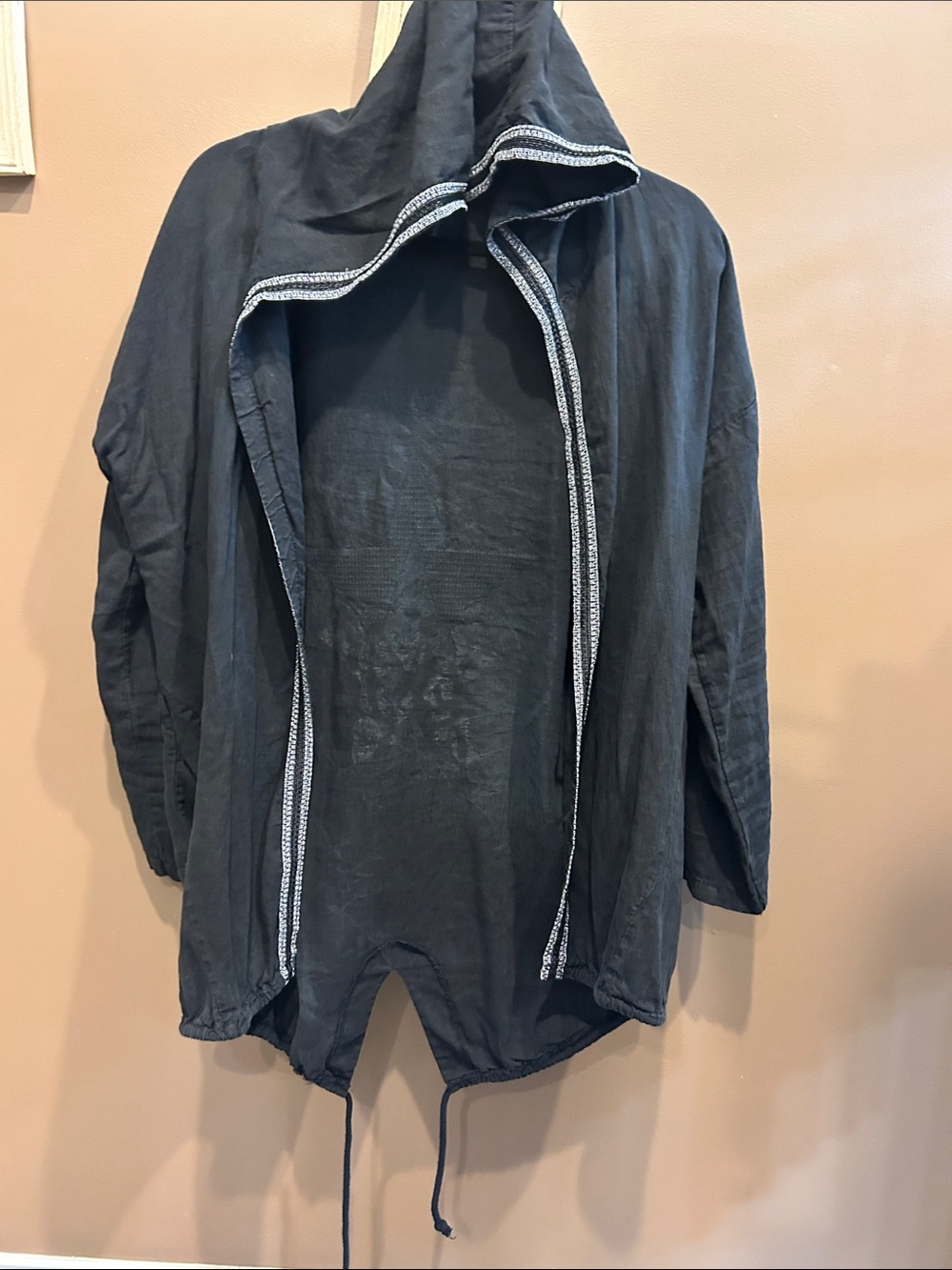 Women’s Black Hooded Lightweight Jacket